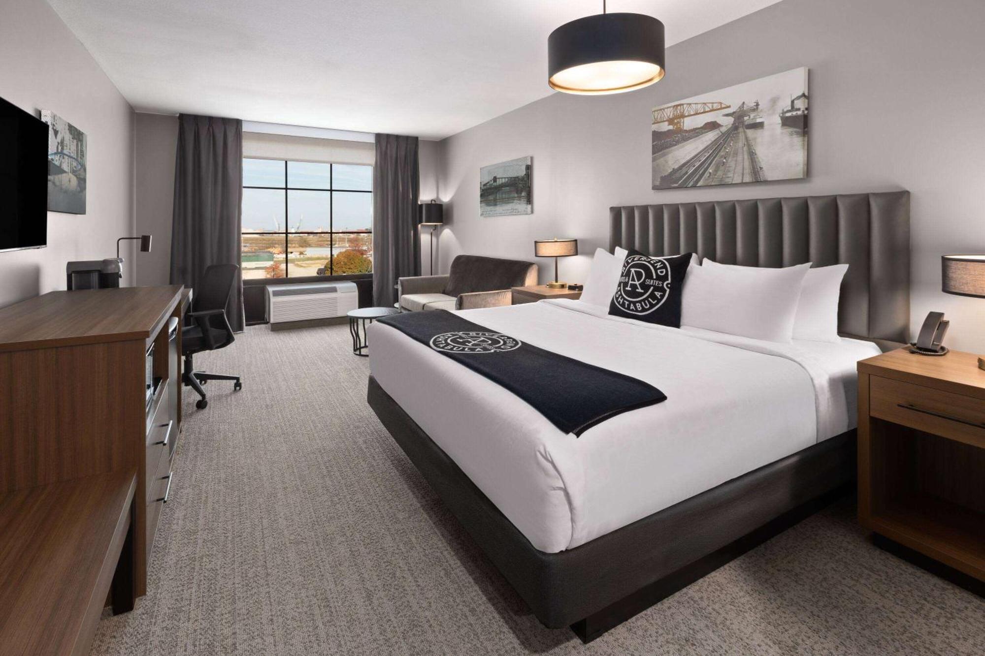 Riverbend Hotel And Suites, Trademark Collection By Wyndham Ashtabula Eksteriør billede